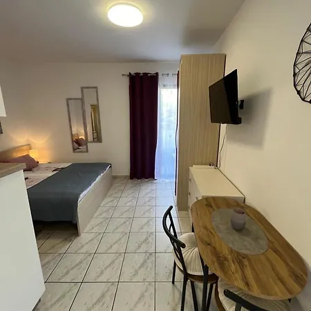 Ara-olga Appartement *